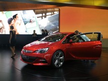 Opel GTC Paris