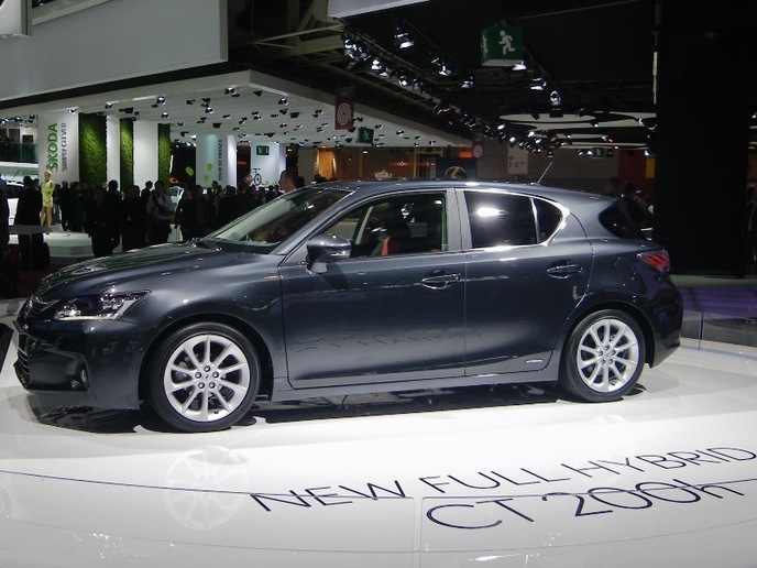 MONDIAL 2010...LEXUS… 