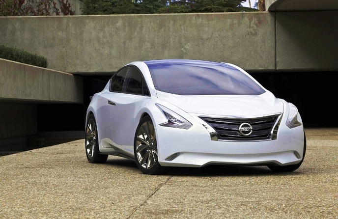 Nissan Ellure
