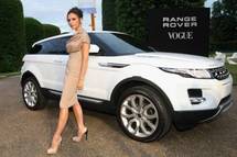 Victoria Beckham - Range Rover Evoque