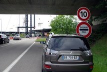 Une des derniers postes douaniers européens... pour le moment