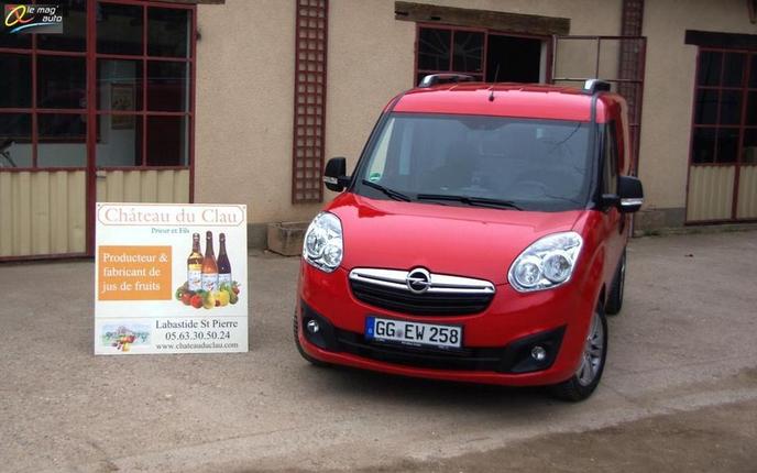 Dans le coin des bonnes adresses que le mag'auto aime dénicher au hasard de ses virées... Etienne Prieur, au Château du Clau à Labastide Saint-Pierre, producteur et fabricants de vrais jus de fruits naturels...