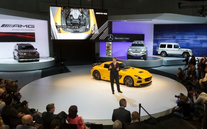 Les allemands ont été en grande forme à L.A. Mercedes a présenté une version hardcore de sa SLS : la Black Series, dotée d'un V8 de 631 ch.