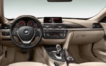 L'option Apps et l'application gratuite " BMW Connected " permettent d'accéder à des réseaux sociaux, aux webradios et aux fonctions agenda de l'iPhone