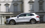 PORSCHE : un rappel de Cayenne 2011 et 2012!