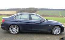 BMW 328i Luxury...